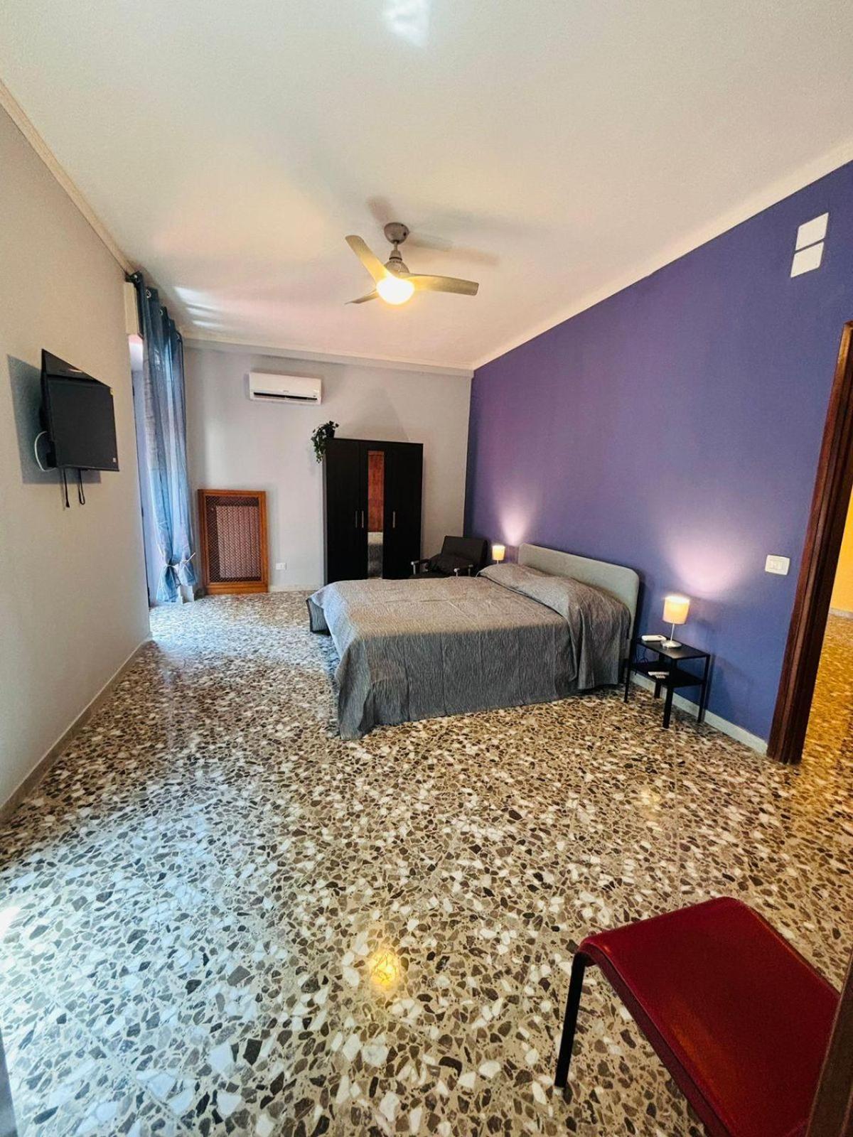 Matthias Central Rooms And Accomodation Bari Zewnętrze zdjęcie