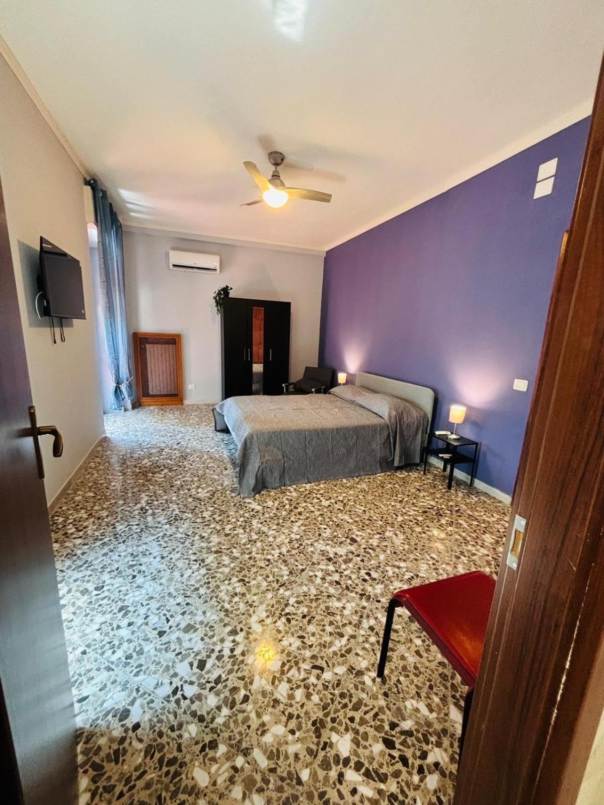 Matthias Central Rooms And Accomodation Bari Zewnętrze zdjęcie
